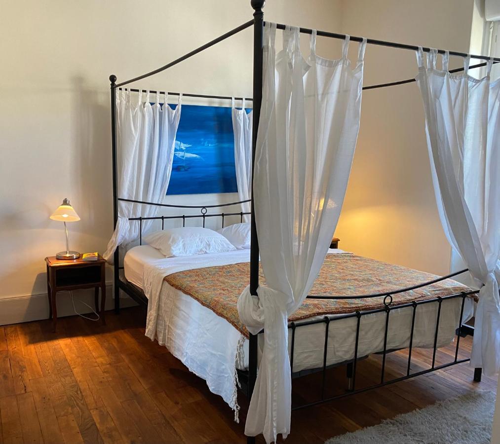 La Chtite Creuse - Chambres D'Hotes - Parking - Abri 2 Roues Boussac  Екстериор снимка